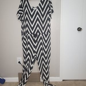 LuLaRoe Xoe 3X Black & White Chevron New w/o Tags!